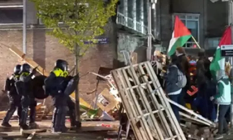 Police arresting the Pro Palestinian Protesters at the Dutch University ( IANS)