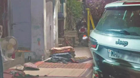 The vehicle at the accident site
