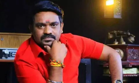 Tamil playback singer Velmurugan (Photo: Dailythanthi)