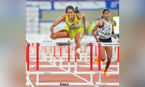 Nithya Ramraj during 400m hurdles