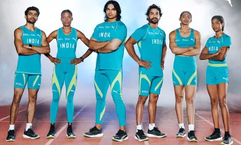 (L-R) Eldhose Paul, Subha Venkatesan, Neeraj Chopra, Kishore Kumar Jena, Nayana James and Jyothika Sri Dandi