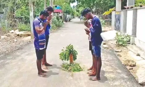 Youngsters of Kanchipattu village&nbsp;