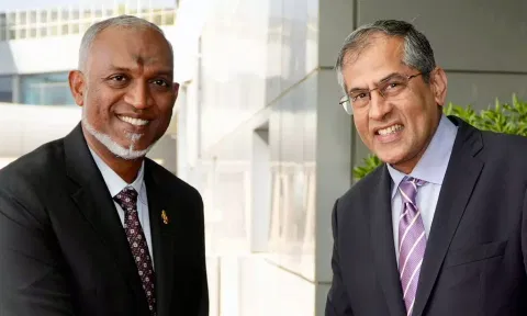 &nbsp;President of Maldives Mohamed Muizzu (L) upon his arrival in New Delhi (PTI)