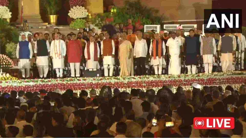 Prime Minister Narendra Modi and his new cabinet (Photo/ANI)