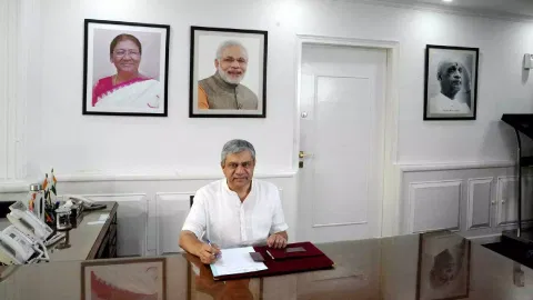 Railway Minister Ashwini Vaishnaw (Photo/PTI)