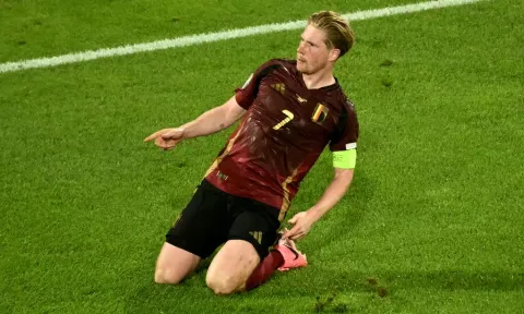 &nbsp;Kevin de Bruyne celebrates after scoring the winner for Belgium