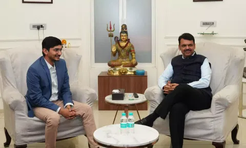 Shri. Devendra Fadnavis, Deputy Chief Minister, Maharashtra with Mr. Swapnil Jain, Co-founder &amp; CTO at Ather Energy