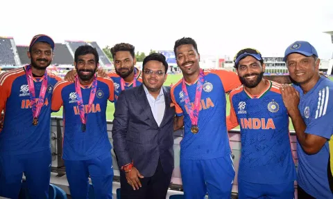 BCCI secretary Jay Shah along with the Indian players after winning the T20 World Cup&nbsp;