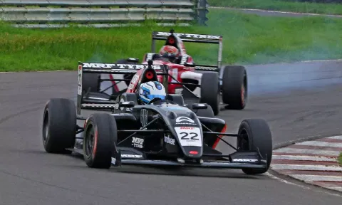 Akhil Agarwal, Abhay Mohan top in MRF Formula races