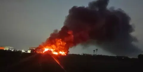 Fire in spray paint factory near Somangalam