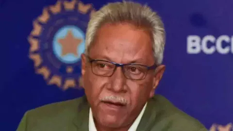 &nbsp;Anshuman Gaekwad