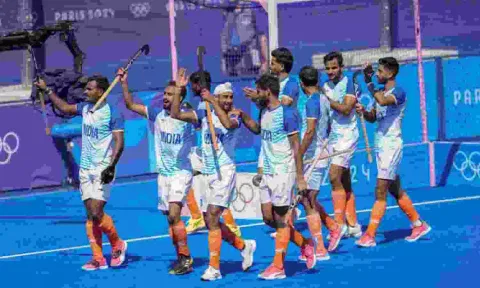 India wins successive hockey bronze after 52 years, beating Spain 2-1