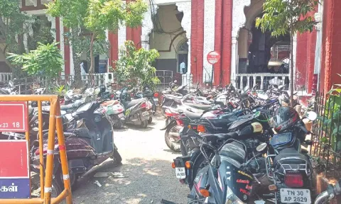 Bikes parked in ‘No Parking’ zone in Egmore Railway Station