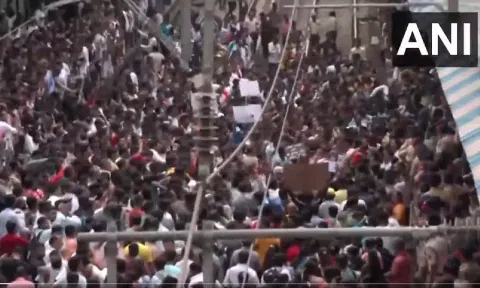 Protest underway at Badlapur Station against the alleged sexual assault incident with a girl child at a school in Badlapur (ANI)