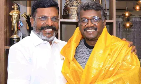 Thiruma calls on director Mari Selvaraj, praises his film 'Vaazhai'

