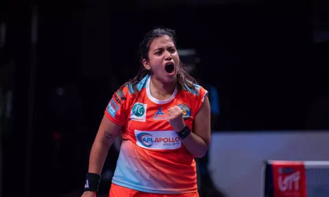 Reeth Rishya celebrates after picking point against Sutirtha Mukherjee