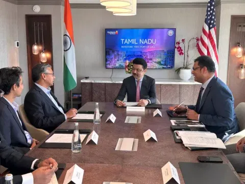 MK Stalin during discussions with BNY Mellon (Photo:X-@mkstalin)