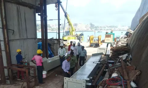 Construction work of a Glass Bridge connection between Swami Vivekananda Memorial and Thiruvalluvar Statue in Kanniyakumari (Dailythanthi)