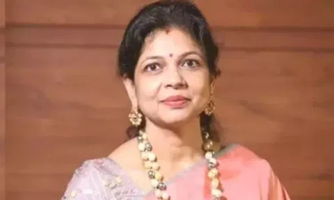 Sowmiya Anbumani