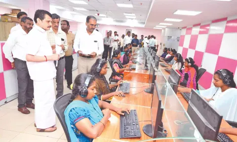 Senthilbalaji reviews monsoon readiness at Tangedco’s headquarters on Anna Salai