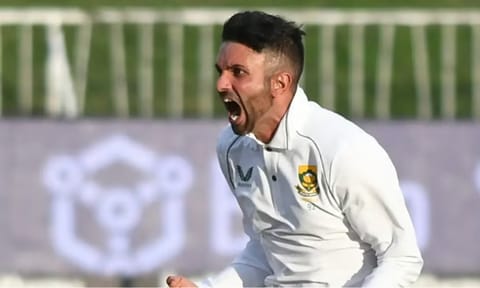 Bangladesh slump on opening day of 1st test against South Africa