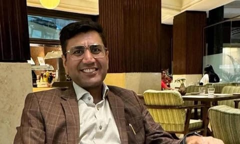 Gujarat-based senior journalist Mahesh Langa (Credit: Facebook)