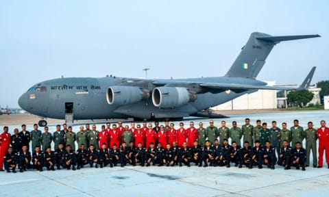 The Sarang Helicopter Display Team&nbsp;