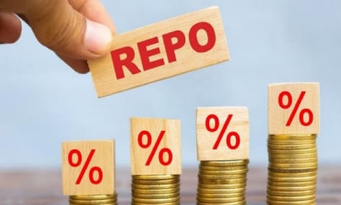 Rate cut unlikely even in February, inflation to dip January onwards: SBI research