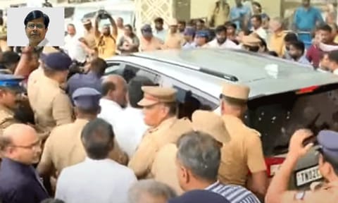 &nbsp;Protesting medicos surround DyCM Udhayanidhi's car (Insert: Dr Balaji Jagannathan) Photo: Daily Thanthi