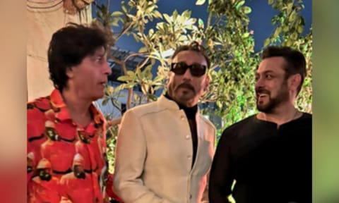 Jackie Shroff with Salman Khan (IANS)