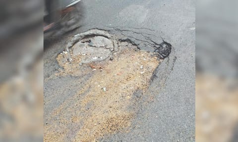 Broken manhole which causes trouble for commuters at Old Washermanpet&nbsp;