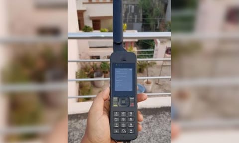 satellite phones&nbsp;