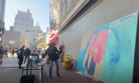 | Texas artist Roberto Marquez heard about the deadly New Year's truck attack in New Orleans and knew he had to go there. The Dallas resident says he wanted to let everyone affected know they were cared about and he wanted to do that through a painting (AP)