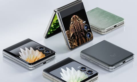 Tecno Phantom V Flip2 5G