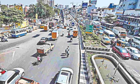 The location where the foot overbridge will come up at Koyambedu (Photo: Ashish)