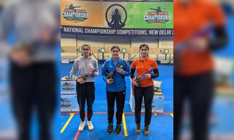Suruchi betters Manu to win 10m pistol gold&nbsp;