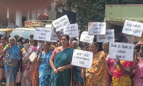 Women protest against proposed Tasmac shop near Kilambakkam bus terminus 
