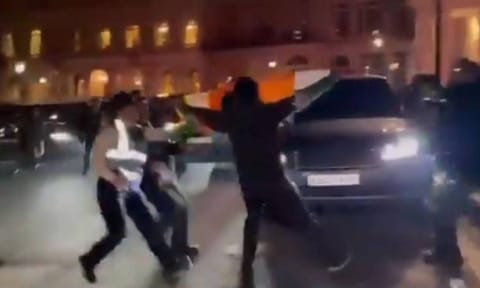 &nbsp;A pro-Khalistani protester attempted to breach the security perimeter outside Chatham House (X)