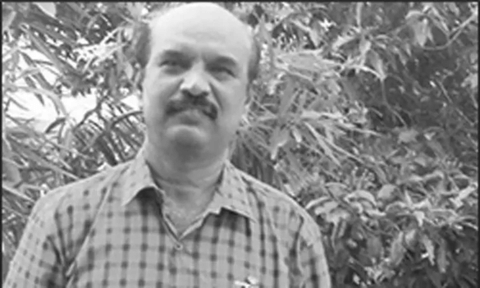 &nbsp;Tamil author R Narumpoonathan