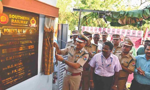 Director General of Railway Protection Force Manoj Yadava commissioned new barrack for trainees in Tiruchy&nbsp;