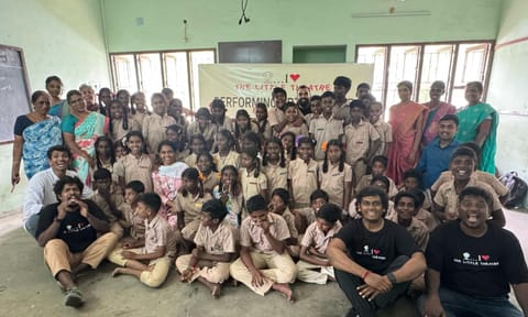 Students with the facilitators of the outreach programme