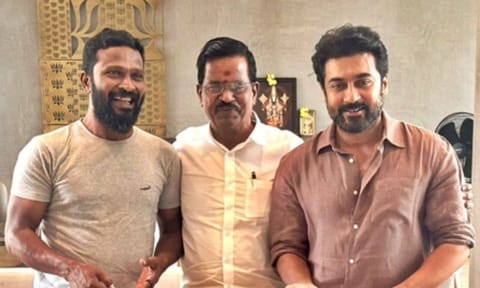 L to R: Vetrimaaran, Kalaipuli S Thanu, Suriya