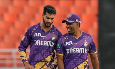Venkatesh Iyer and Dwayne Bravo&nbsp;
