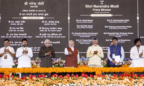 Prime Minister Narendra Modi with Andhra Pradesh Governor S. Abdul Nazeer and Chief Minister N. Chandrababu Naidu during the inauguration and foundation stone laying ceremony of various development projects, in Amaravati, Andhra Pradesh (PTI)&nbsp;