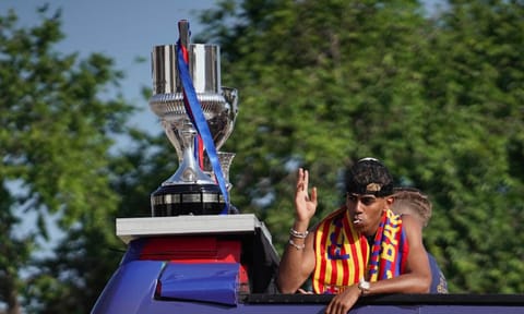 Lamine Yamal during Barcelona's open-top bus&nbsp;parade