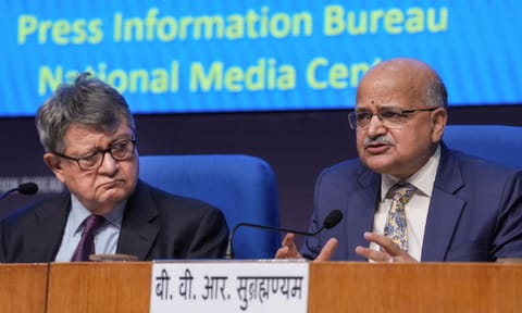 NITI Aayog CEO BVR Subrahmanyam and Vice Chairperson Suman Bery during a press briefing on NITI Council meeting, in New Delhi (PTI)&nbsp;