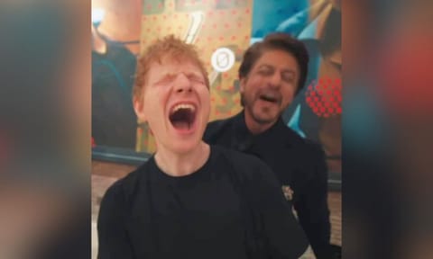 &nbsp;Ed Sheeran with SRK (IANS)