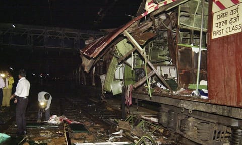 7/11 train blasts: All 12 accused acquitted; HC says 'hard to believe' they committed the crime (AP)&nbsp;