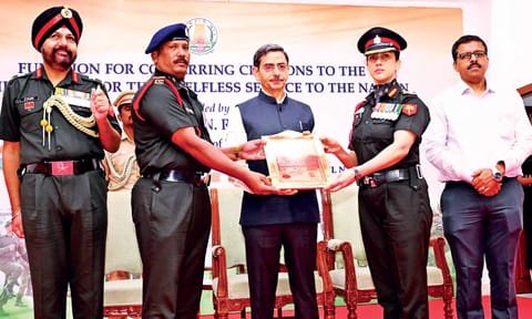 Governor RN Ravi confers citations to four Indian Army units for selfless service to the nation