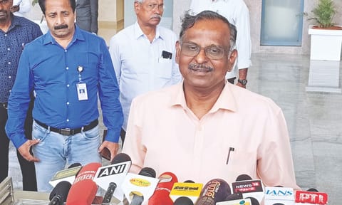Narayanan addressing the press in Tiruchy on Saturday